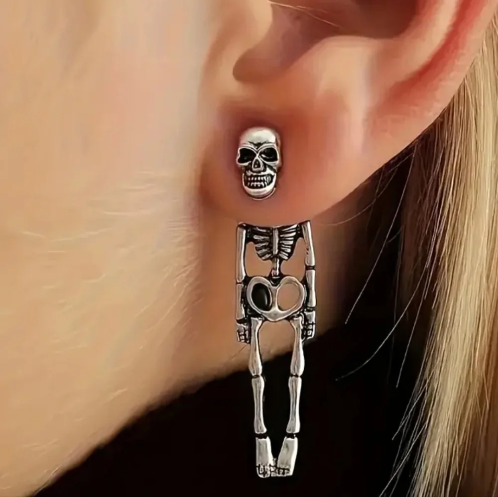 HOT TOPIC UNISEX Y2K VIBE SILVERTONE SKELETON EARRINGS NWOT